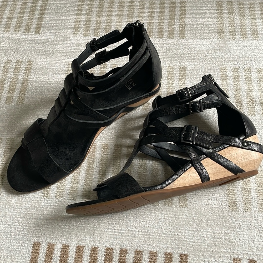 Eileen Fisher Women's Black Leather Ankle Strap Gladiator Echo Wedge Size 9